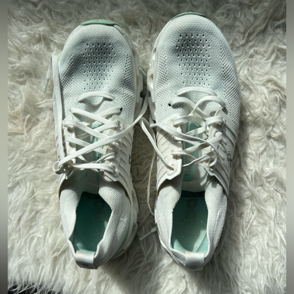 Qc Women's On Cloudswift 3 Running Shoes - image 2